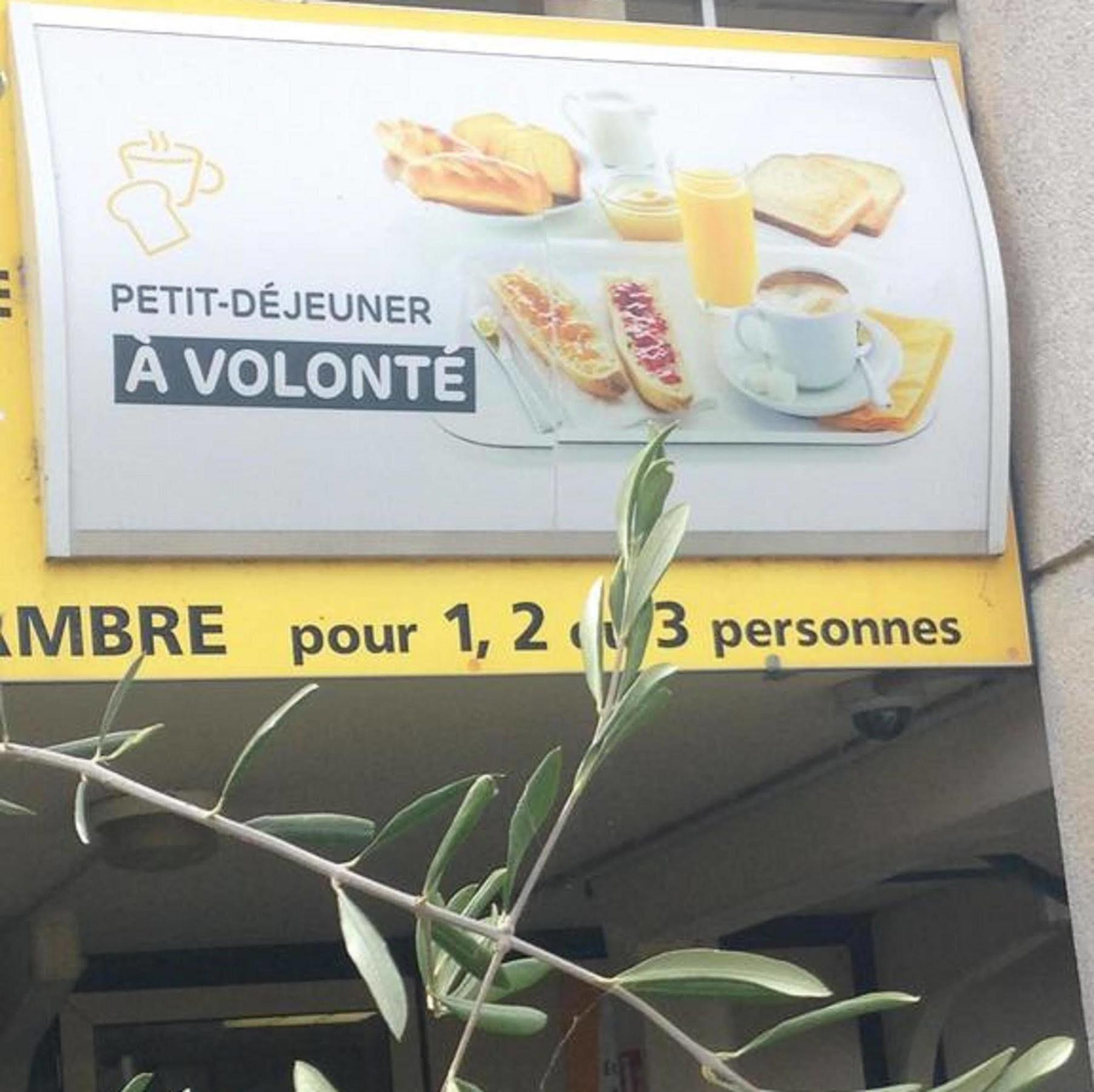 Premiere Classe Salon De Provence Exterior photo